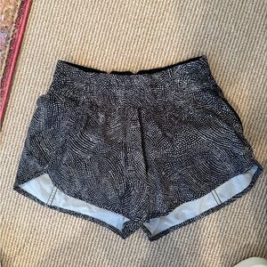 Lululemon Shorts 3”